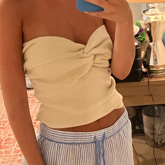 Super Comfy Knit Top - Picture 2 of 2